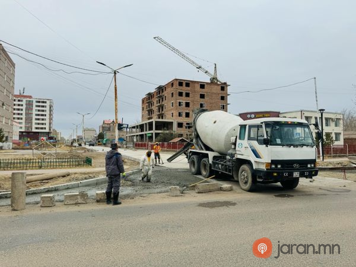 ЗАМ ЗАСВАРЫН АЖИЛ ДУУСЧ, ХӨДӨЛГӨӨНИЙГ НЭЭХЭД БЭЛЭН БОЛЖ БАЙНА